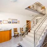 Apartments Villa Perla