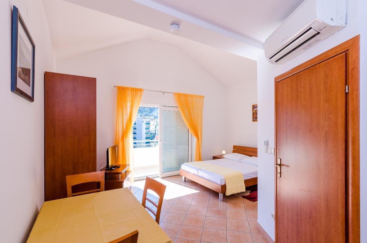 Apartment Perla *